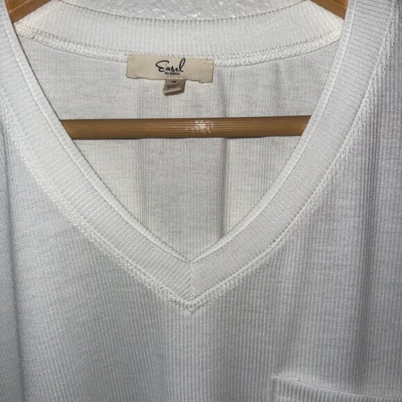 Easel Oversized Ribbed Knit Rounded Hem Exposed Seams Ivory Top Size M - Picture 5 of 9